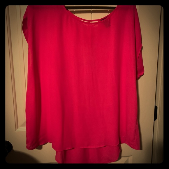 Pink hi-low Torrid top with lattice back - Picture 1 of 4